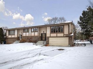 5903 Killarney Ln S, Minneapolis, MN 55436