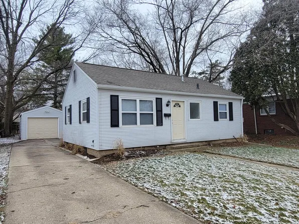 1207 W Springfield Ave, Champaign, IL 61821