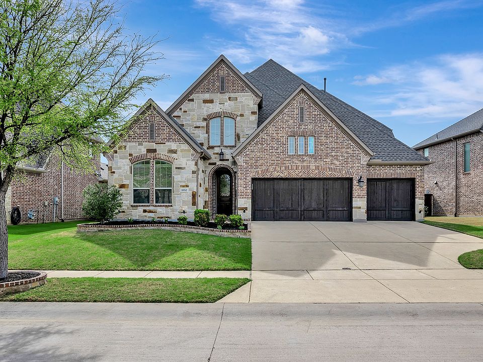 1st image of 1052 Highpoint Way
