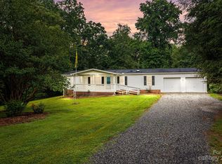 140 Little Valley Ln, Statesville, NC 28625