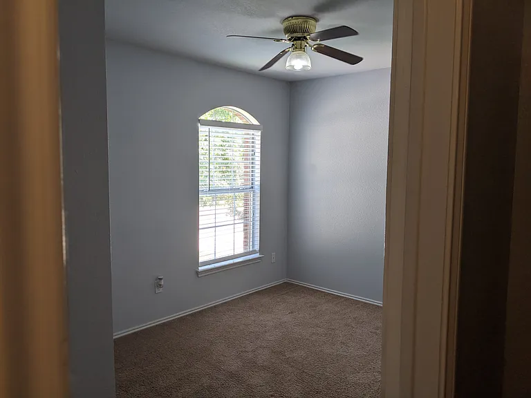 1702 Southwestern Trl — Photo 11