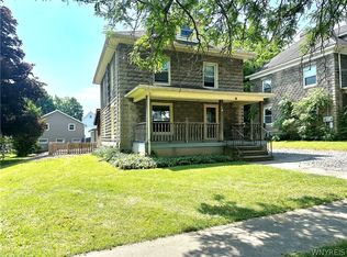 10 Bennett Ave, Oakfield, NY 14125