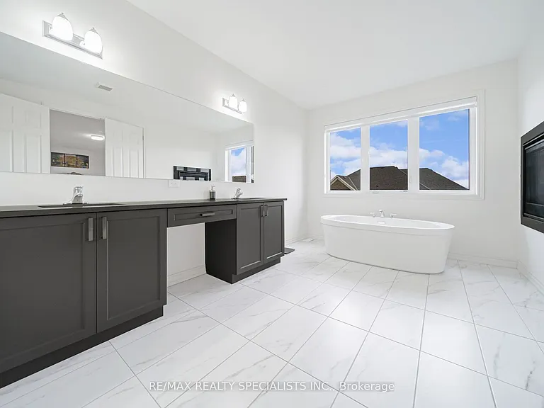 4 Elderberry Way — Photo 34