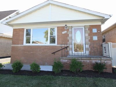 7722 Long Ave, Oak Lawn, IL, 60459