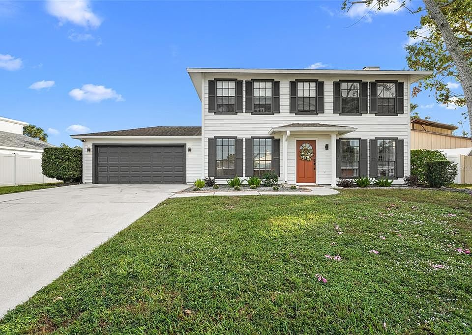 1st image of 8125 GLENBROOKE PLACE