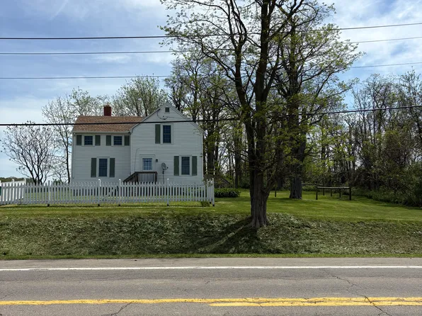 1386 State Route 34b, King Ferry, NY 13081