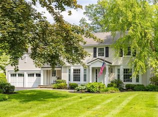 14 Creekside Ln, Rochester, NY 14618