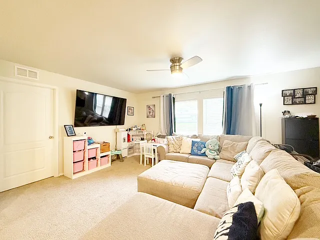 108 N Cambrian Ave — Photo 4