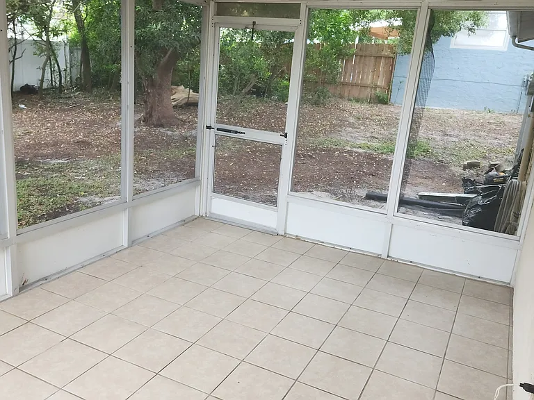 4581 Deltona Blvd — Photo 17