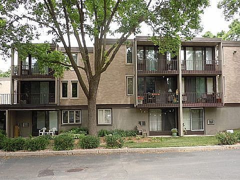 1st image of 4040 15th Ave S APT 6H
