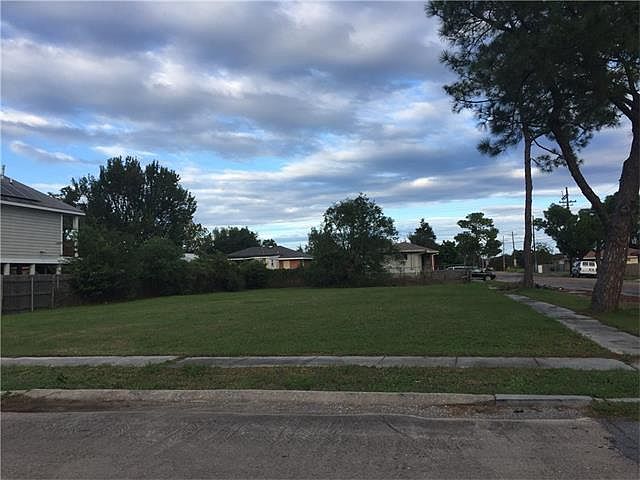 1st image of 6901 Dorian St