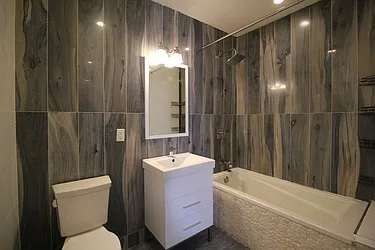 Rented by Empire Deeds LLC 