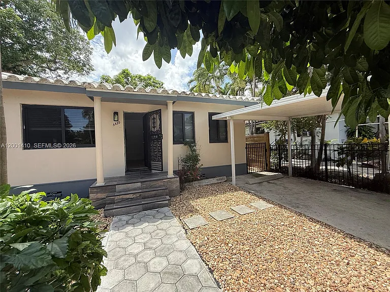 5530 NW Miami Ct — Photo 7
