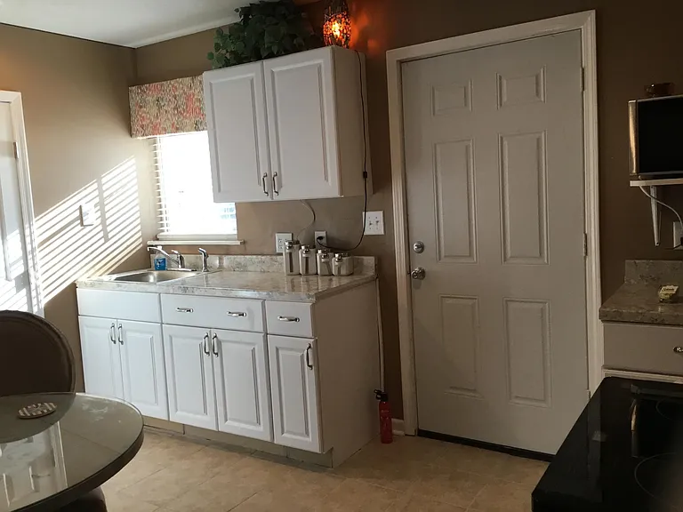 150 Magnolia Ave — Photo 6