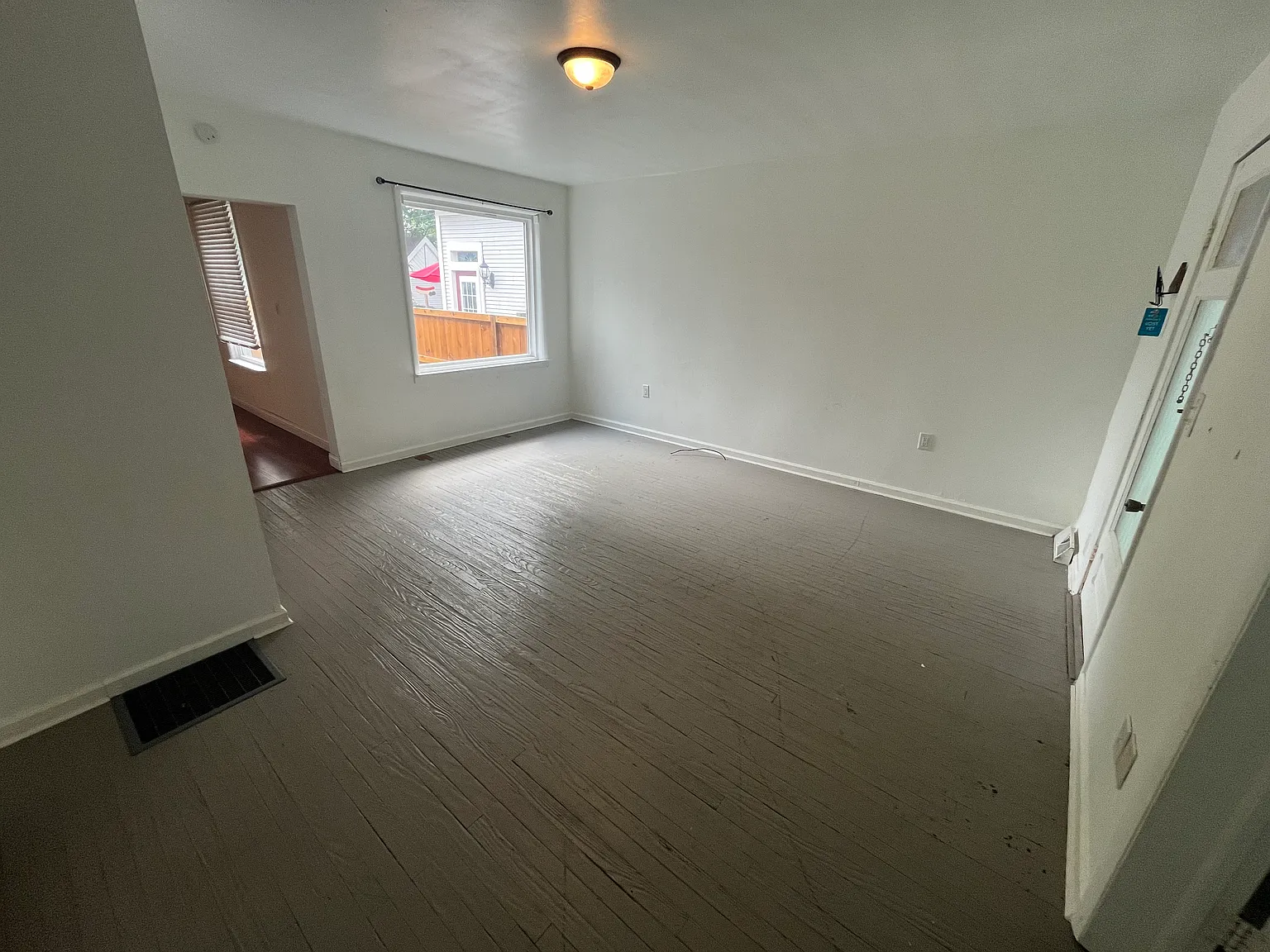 2 bed, 1513 sqft, $1,350 — Photo 4