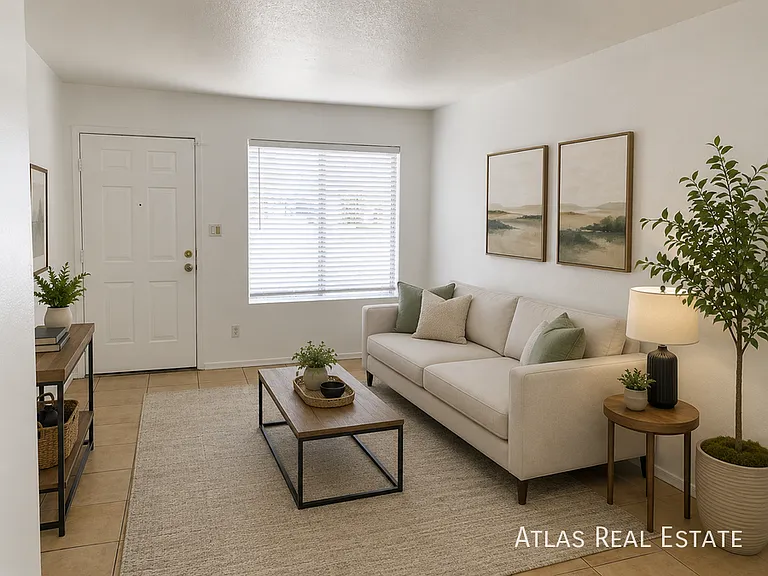 128 W Inglewood St #3 — Photo 1