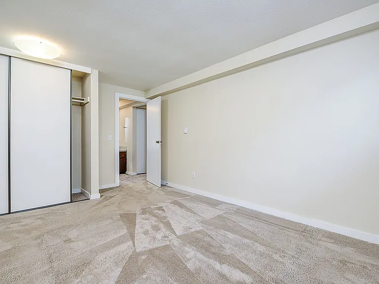 49 W Dravus St — Photo 8