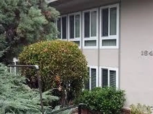1641 6th Ave #4, Belmont, CA 94002