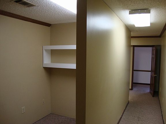 Commercial Office Building FOR SALE - Jackson Mississippi