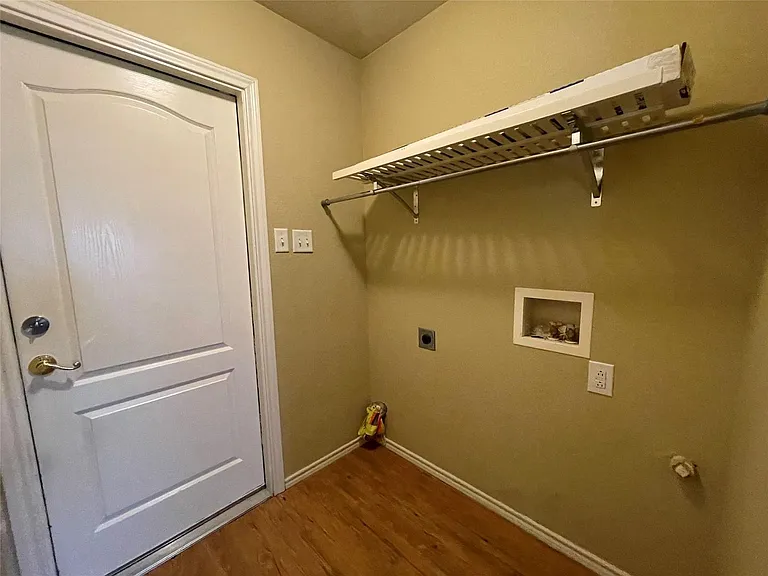 705 Rambling Ct — Photo 12