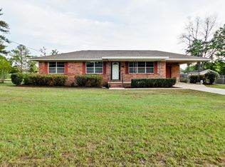 701 W Jernigan Ave, Geneva, AL 36340