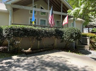 106 Stonegate Ct, Simpsonville, SC 29681