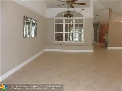 5th image of 9963 NW 52nd St