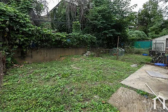 5425 Stewart St — Photo 22