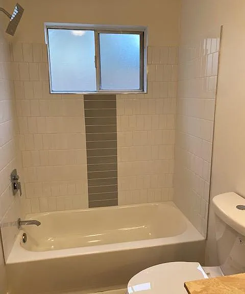 223 W Madison Ave — Photo 23