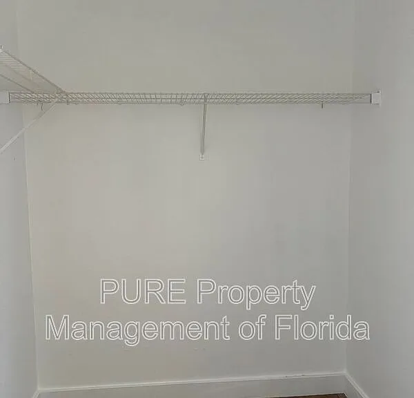 14232 SW 8th Ave — Photo 36