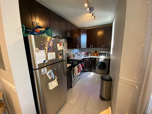 Rented by Mdays Realty | media 33