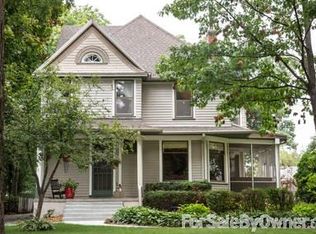 4905 Grand Ave, Des Moines, IA 50312