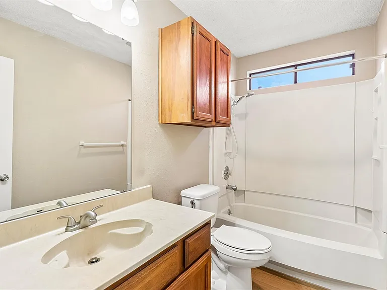 13355 Water Oak Ln #B — Photo 4