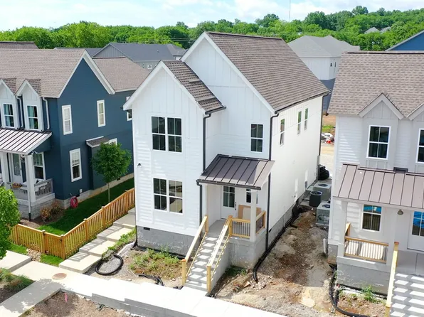 5833 Leslie Ave, Nashville, TN 37209