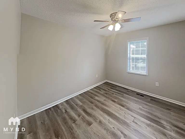 105 Mary Michael Ln — Photo 14