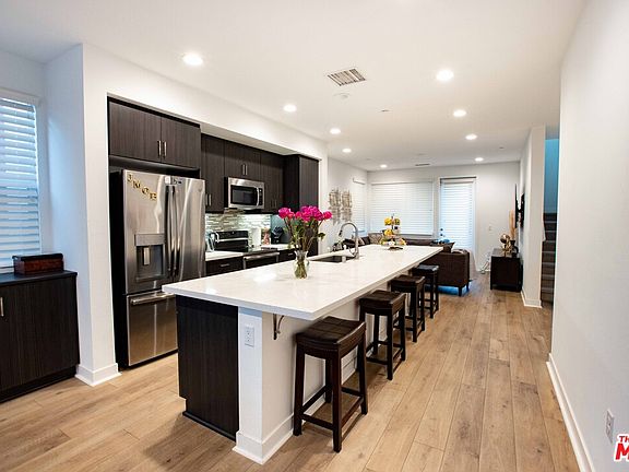 3rd image of 9918 Artesia Blvd Suite 505