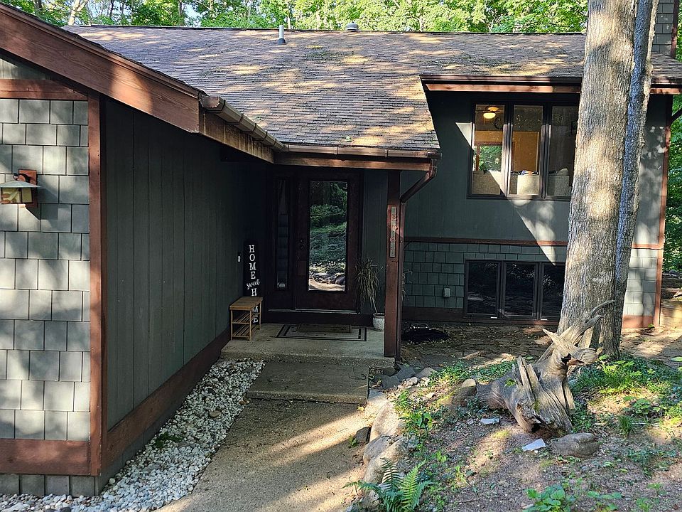1st image of 2467 E Potter Rd