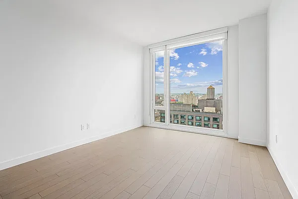 Bedroom, photo 2