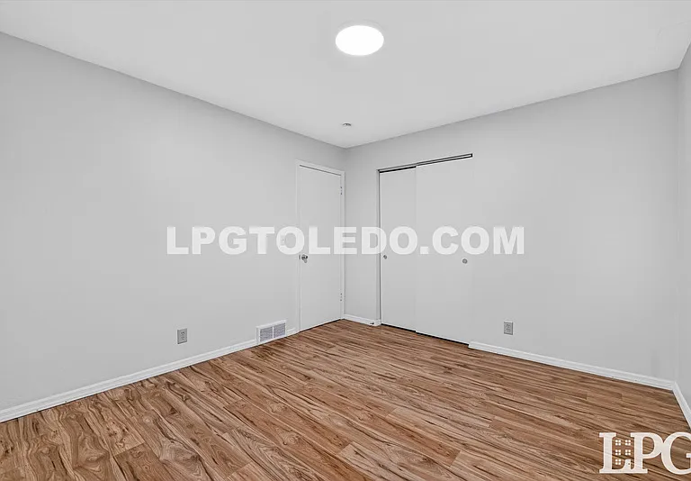 1818 Christian Ave — Photo 21