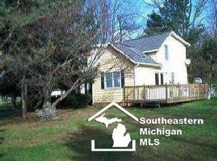 2559 S Wilmoth Hwy, Adrian, MI 49221