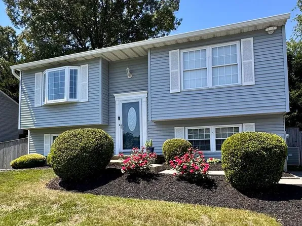 218 Virginia Ave, Pasadena, MD 21122