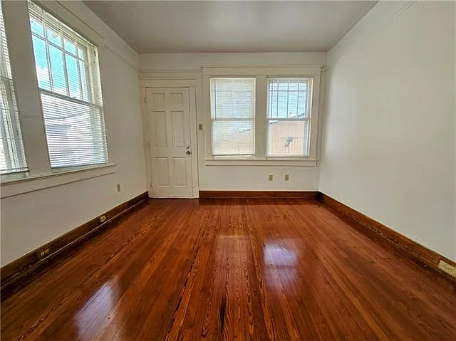 2915 Carondelet St — Photo 13