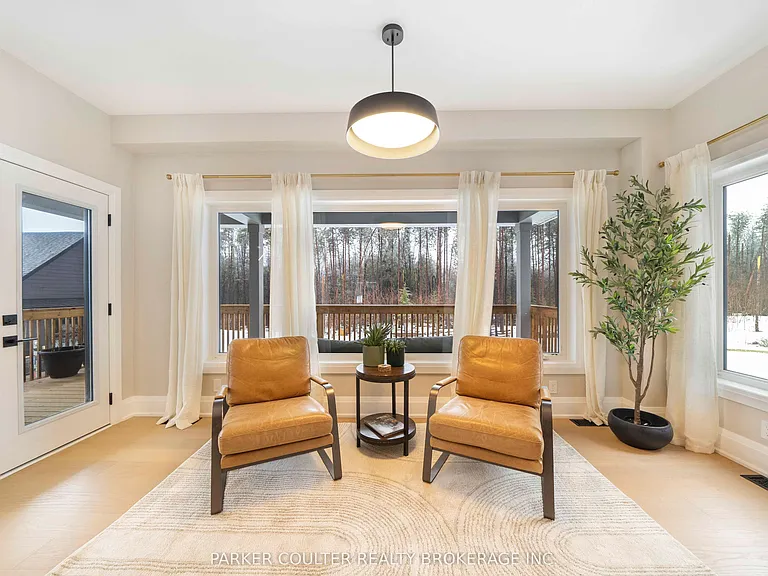 70 Georgian Grande Dr — Photo 15