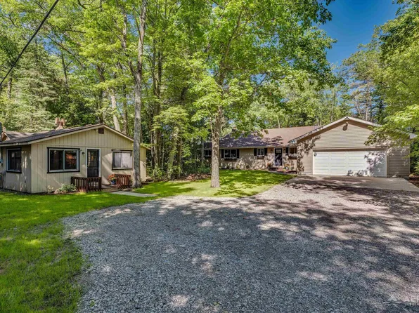 4927 S Us Highway 23, Greenbush, MI 48738