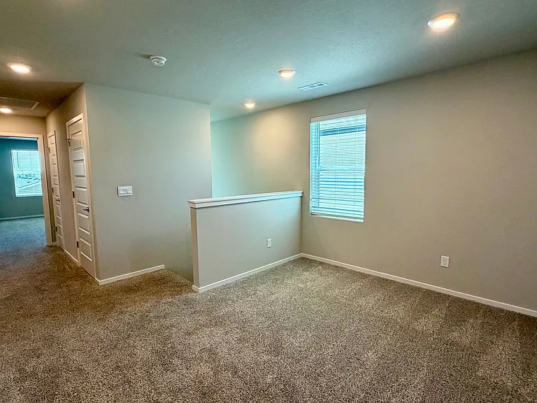 931 S Zeelar St — Photo 10