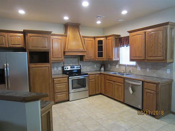 5th image of 11805 Hidden Oak Cir