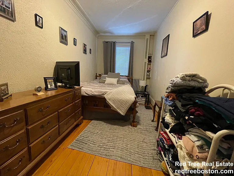 914 Beacon St #2 — Photo 10