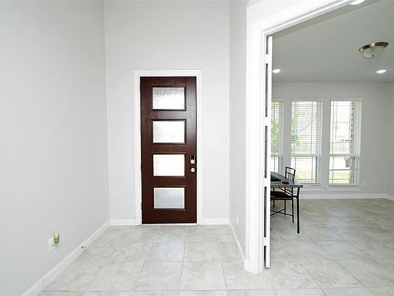 4th image of 8834 Arch Rock Dr