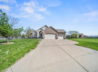 600 E Rocky Ridge St, Augusta, KS 67010