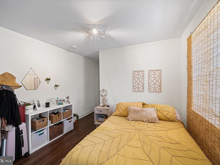 107 W Master St — Photo 22